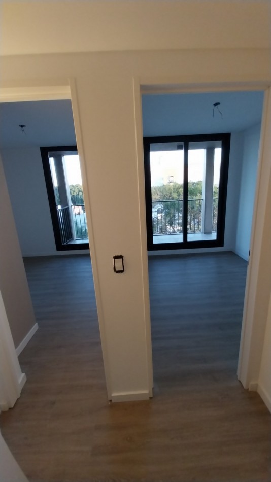 ALBERDI... VENTA DEPARTAMENTO DOS DORMITORIOS FRENTE ARTIGAS 200..A METROS DE PORTAL SHOPPING