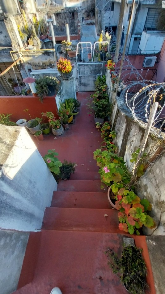 VENTA CASA DOS/TRES DORMITORIOS 1 DE MAYO Y 27 DE FEBRERO