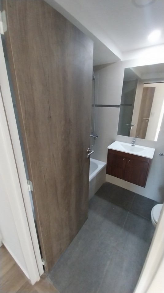 PICHINCHA VENTA DEPARTAMENTO DOS DORMITORIOS CORDOBA Y SUIPACHA FRENTE