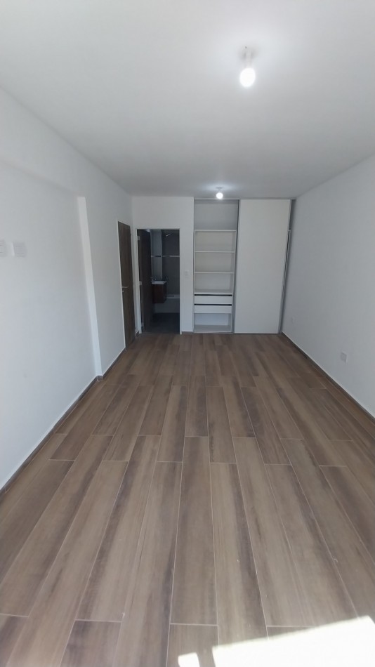 PICHINCHA VENTA DEPARTAMENTO DOS DORMITORIOS CORDOBA Y SUIPACHA FRENTE