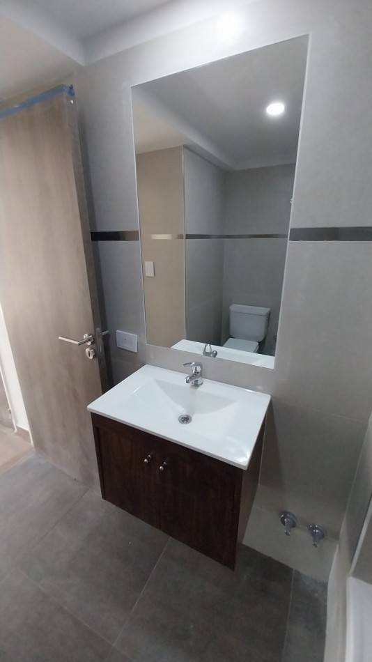 PICHINCHA VENTA DEPARTAMENTO DOS DORMITORIOS CORDOBA Y SUIPACHA FRENTE