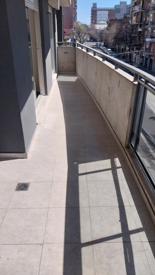 PICHINCHA VENTA DEPARTAMENTO DOS DORMITORIOS CORDOBA Y SUIPACHA FRENTE