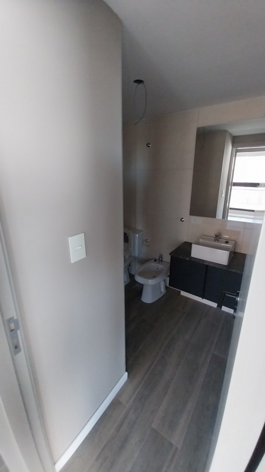 ABASTO VENTA DEPARTAMENTO DOS DORMITORIOS CERRITO Y PARAGUAY BALCON AL FRENTE PARAGUAY