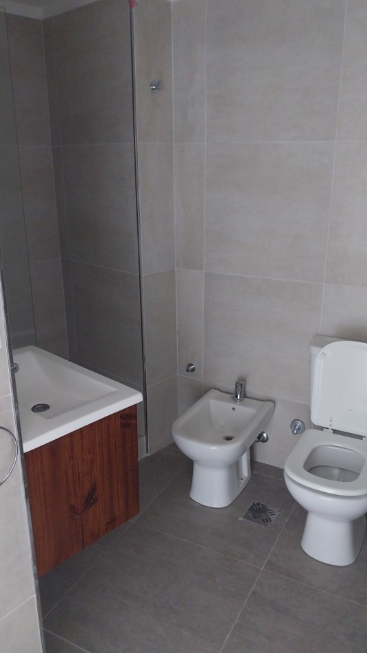 PICHINCHA VENTA DEPARTAMENTO UN DORMITORIO SUIPACHA Y CORDOBA CON TERRAZA EXCLUSIVA