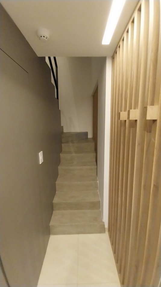 FISHERTON ESTRENAR VENTA CASA CUATRO DORMITORIOS CON PILETA Y PARRILLERO AMENITIES