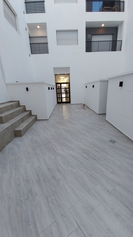 BARRIO MARTIN VENTA DEPARTAMENTO UN DORMITORIO AL FRENTE JUAN MANUEL DE ROSAS Y MENDOZA ESTRENAR