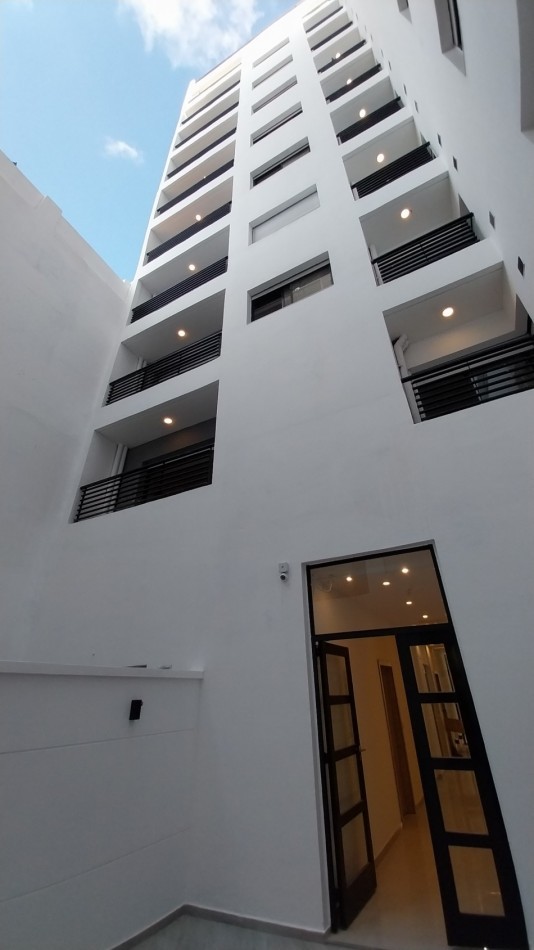 BARRIO MARTIN VENTA DEPARTAMENTO UN DORMITORIO AL FRENTE JUAN MANUEL DE ROSAS Y MENDOZA ESTRENAR