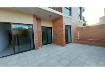 ALBERDI...VENTA DEPARTAMENTO DOS DORMITORIOS PB ARTIGAS 200 CERQUITA PORTAL SHOPPING